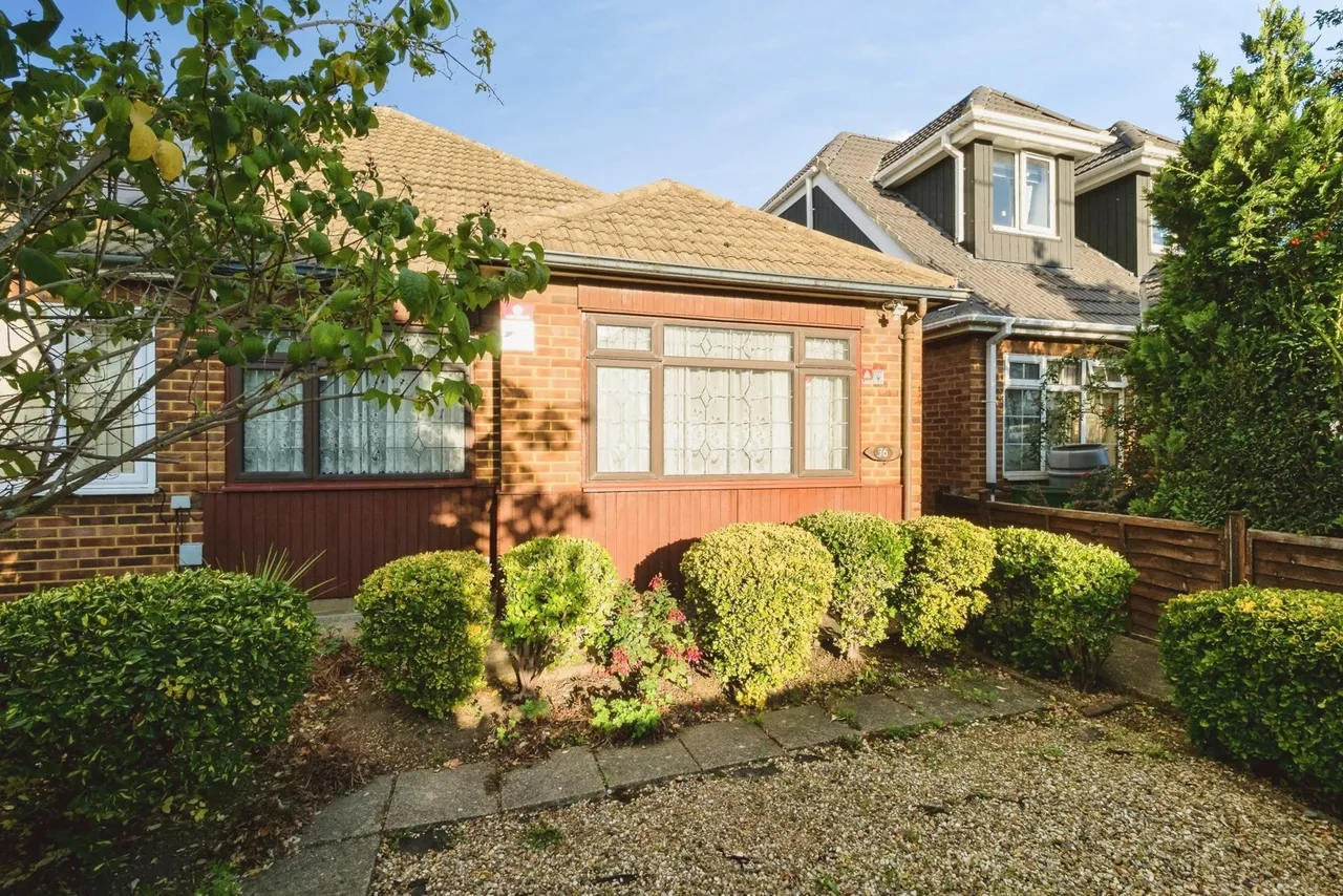 Berwick Road, Rainham, RM13, photo 36