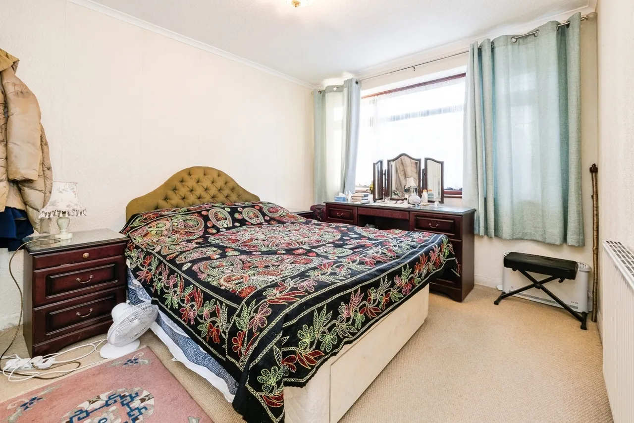 Berwick Road, Rainham, RM13, photo 25