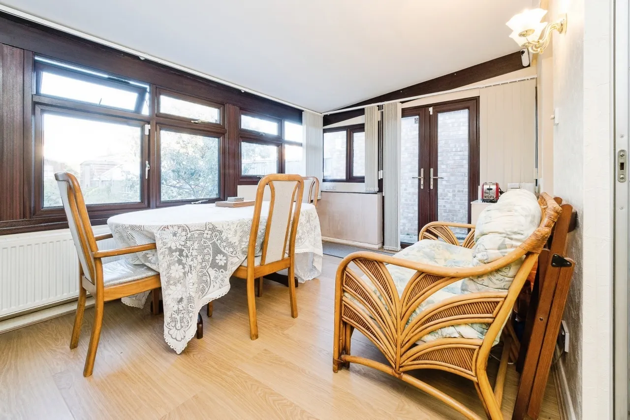Berwick Road, Rainham, RM13, photo 21
