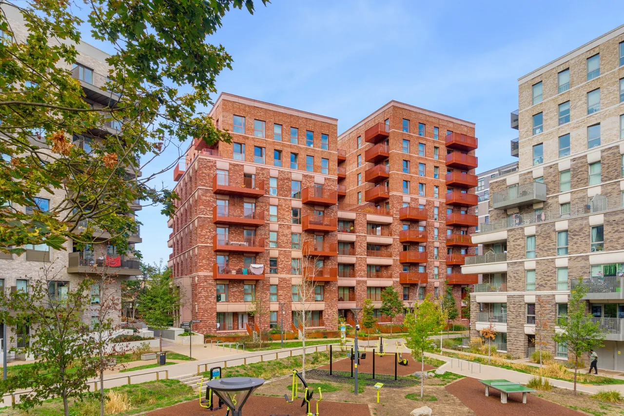 Escapade Place, London, E14, photo 4