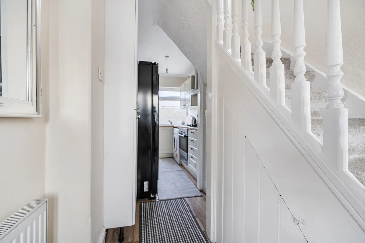 Holyrood Avenue, Harrow, HA2, photo 11