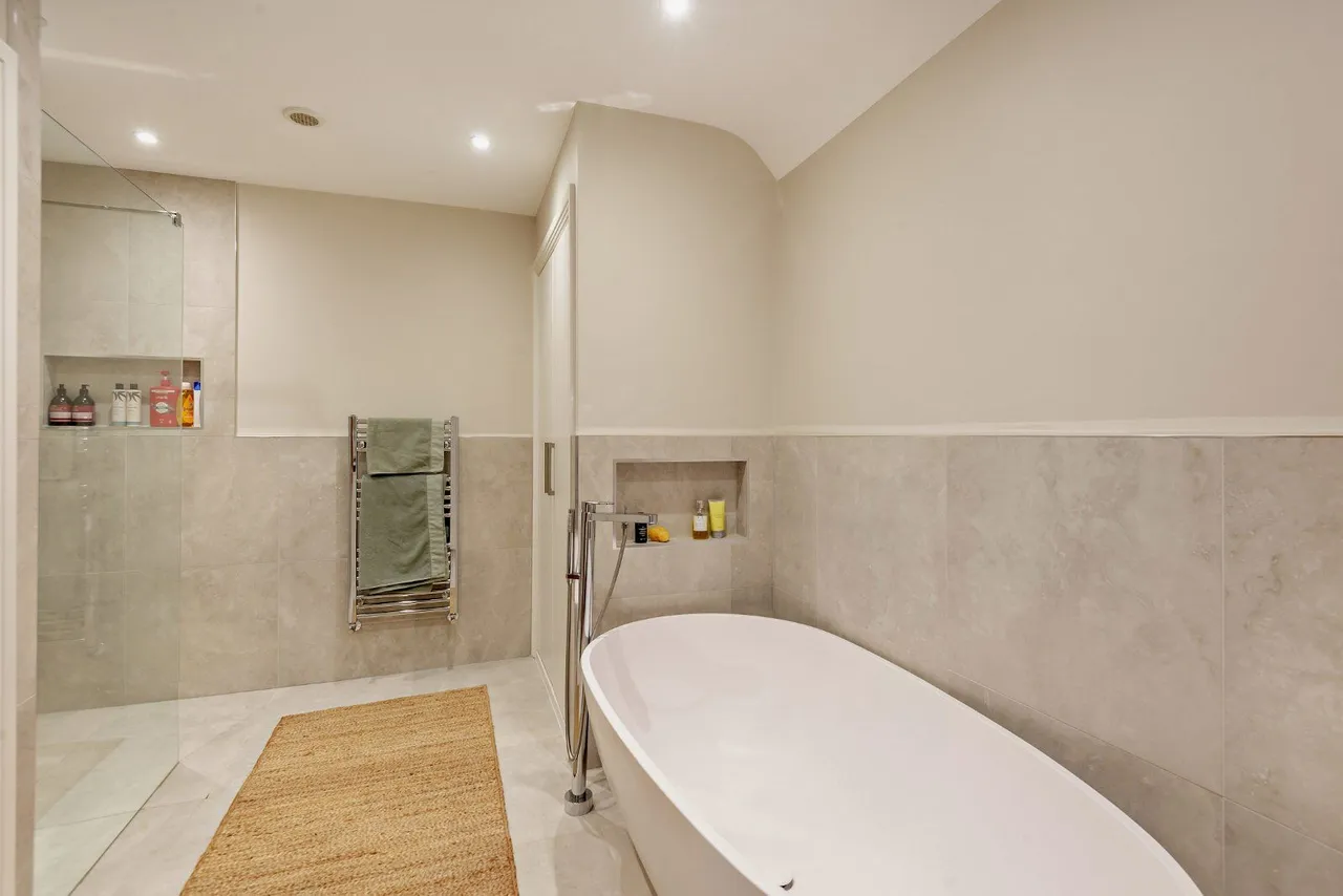 Chobham Road, Ascot, Berkshire, SL5 0HU, photo 12