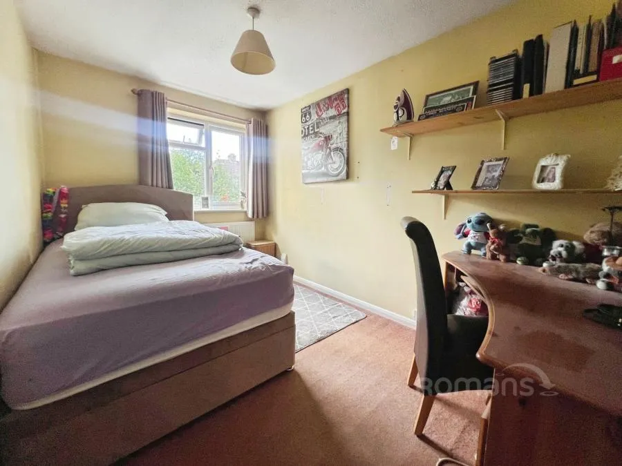 Eland Road, Aldershot, GU12, photo 18