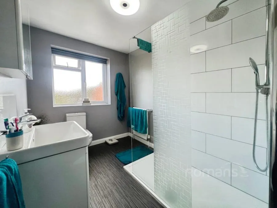 Eland Road, Aldershot, GU12, photo 5