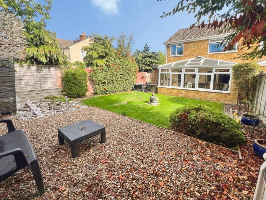 Eland Road, Aldershot, GU12, photo 2