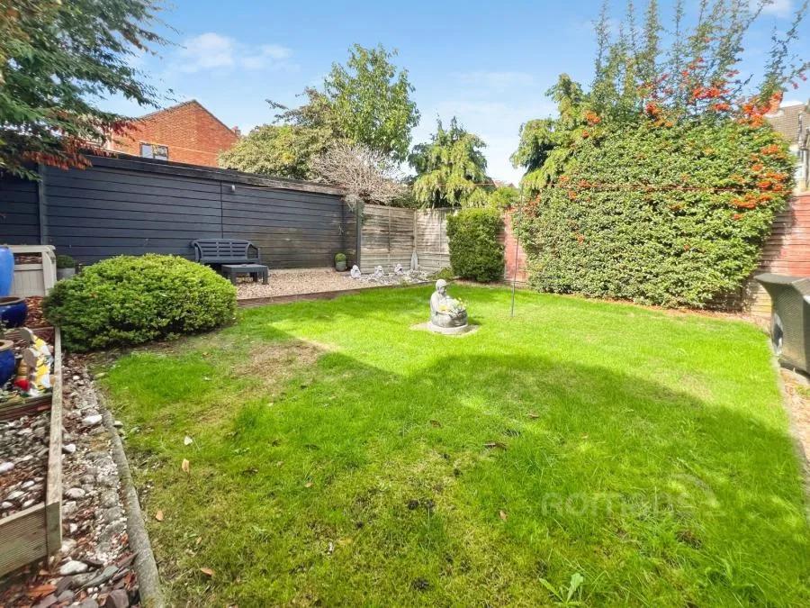 Eland Road, Aldershot, GU12, photo 23