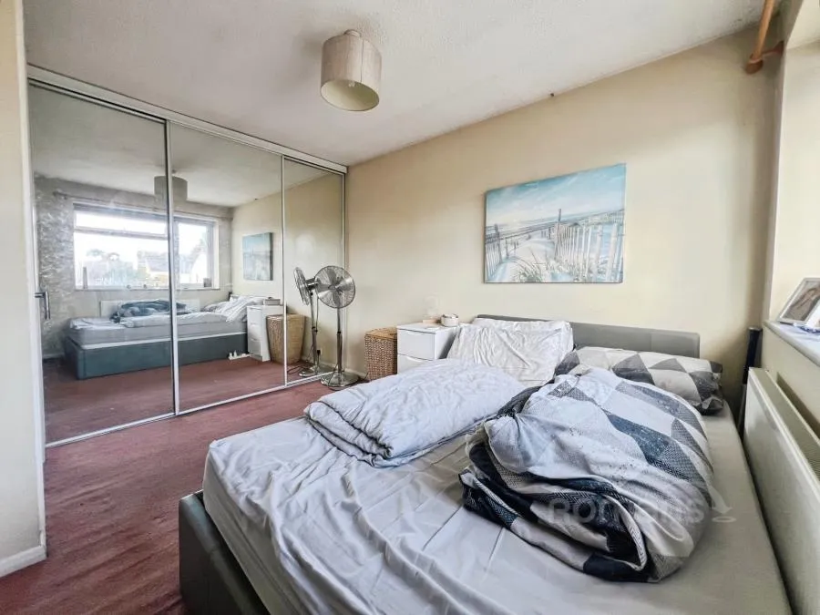 Eland Road, Aldershot, GU12, photo 17
