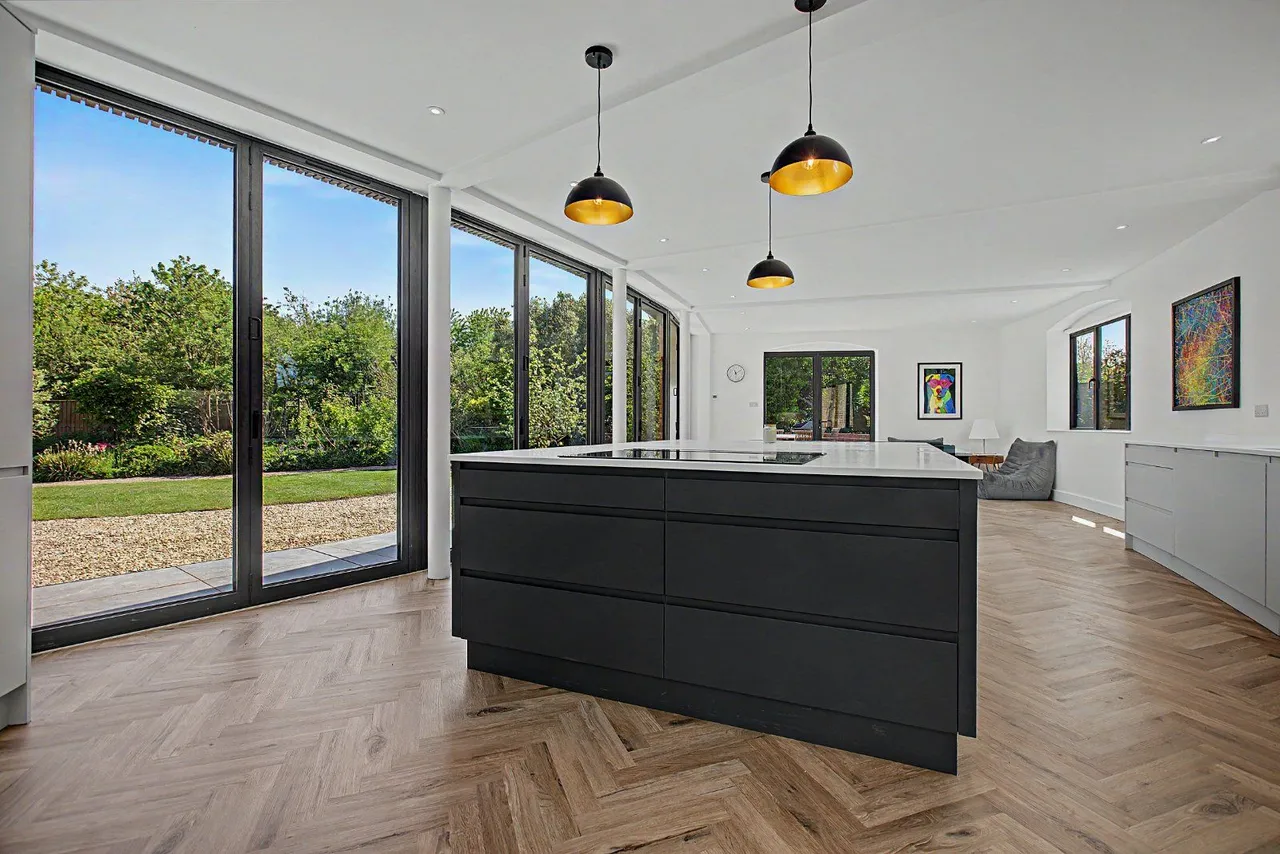 Village Road, Woodbury Salterton, Exeter, Devon, EX5 1PG, photo 4