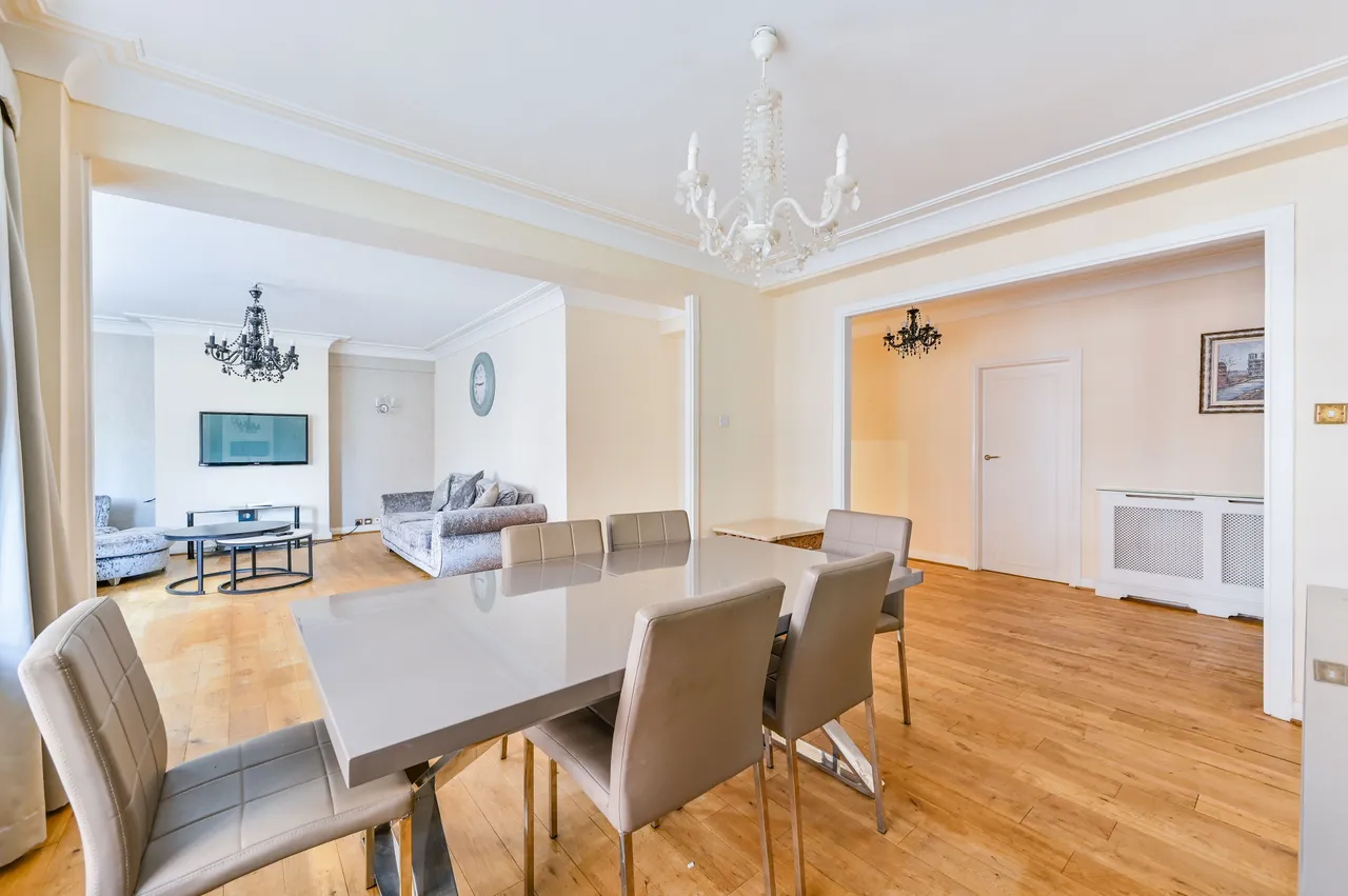 4 Viceroy Court, 58-74 Prince Albert Road, London, photo 11
