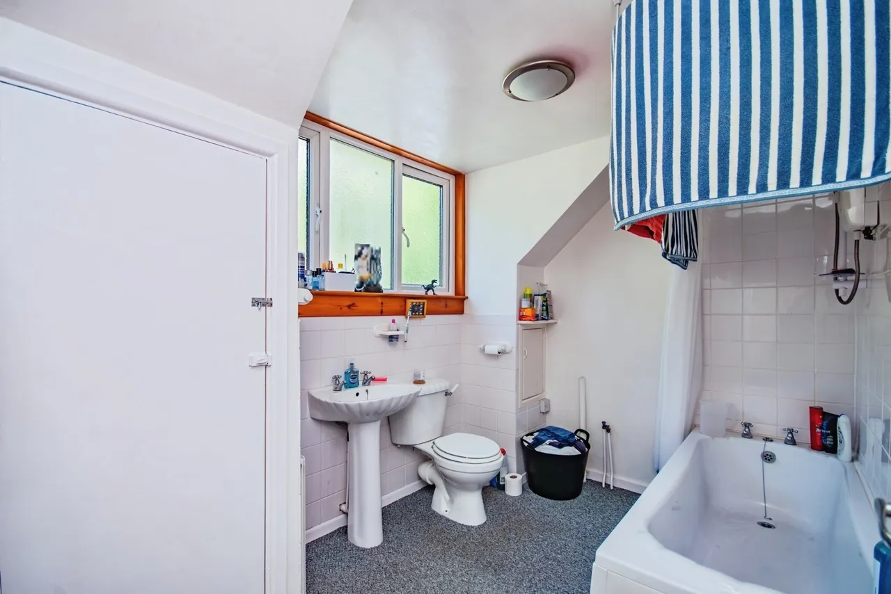 Goodwick, SA64, photo 18