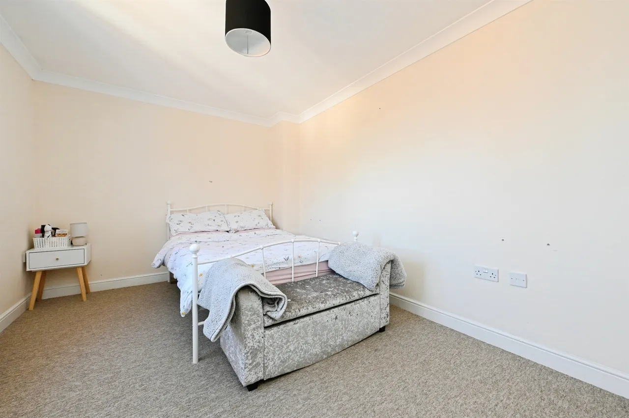 Ivy Close, Setchey, PE33, photo 8