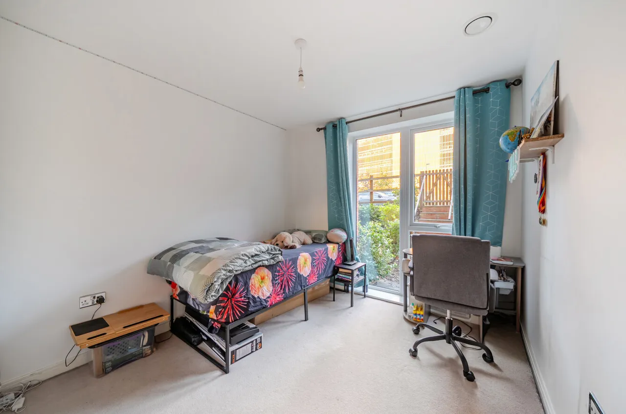 Wellington Road, Wokingham, RG40, photo 10