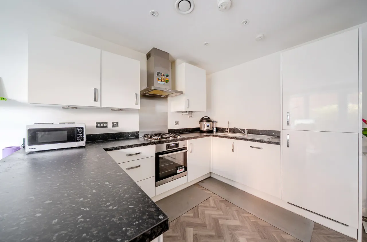 Wellington Road, Wokingham, RG40, photo 6
