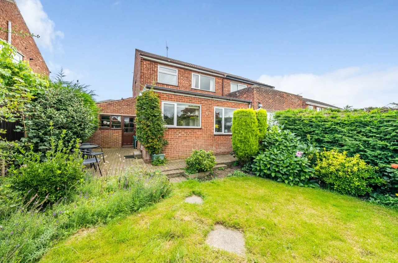 Church Lane, Aston, S26, photo 13
