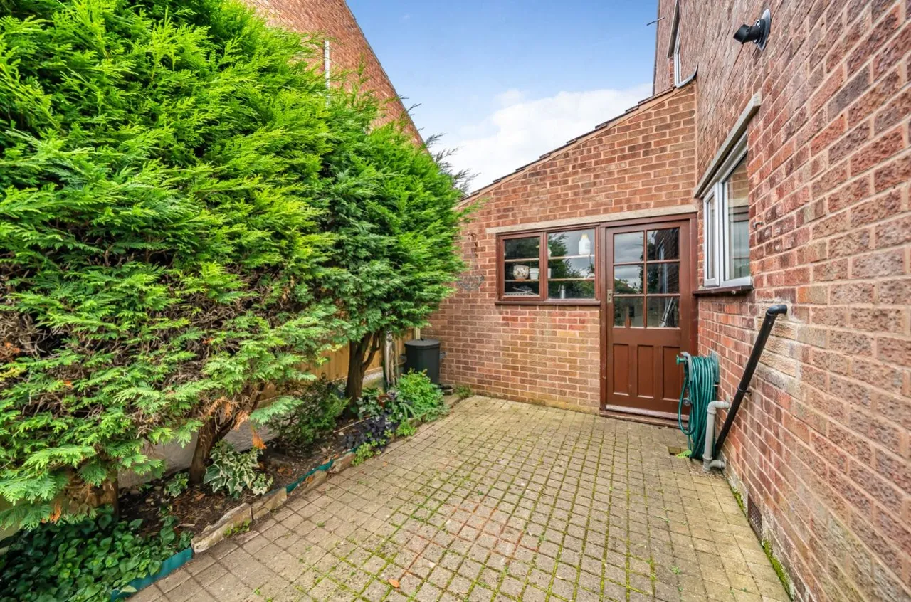 Church Lane, Aston, S26, photo 17