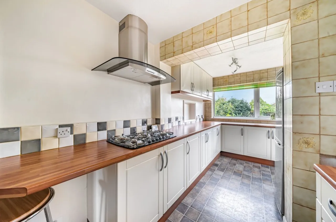 Church Lane, Aston, S26, photo 8