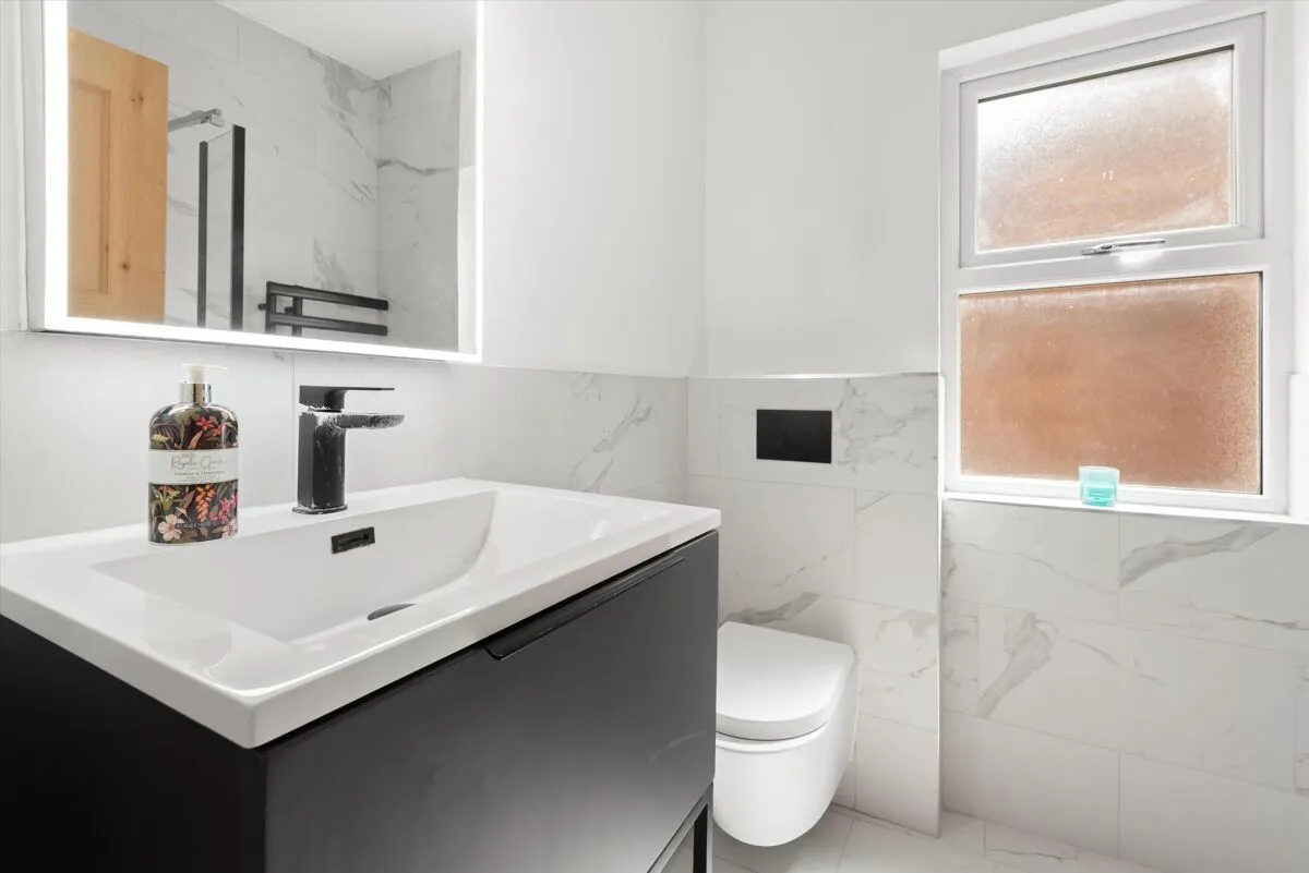 Carlton Road, London, W4, photo 9