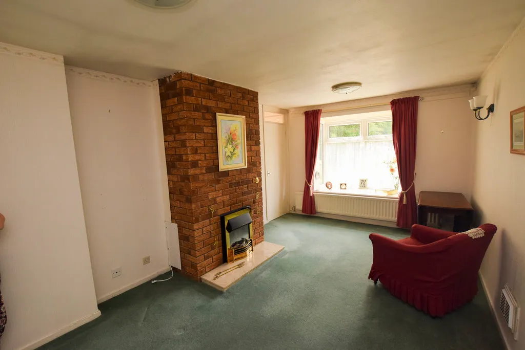 Berberis Road, Leegomery, photo 3
