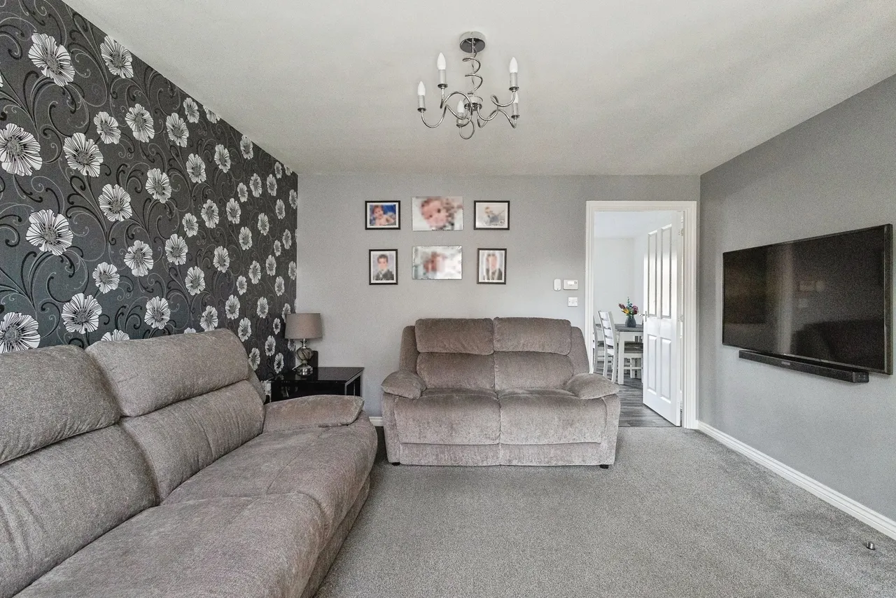 Keel Drive, HYDE, Cheshire, SK14, photo 8