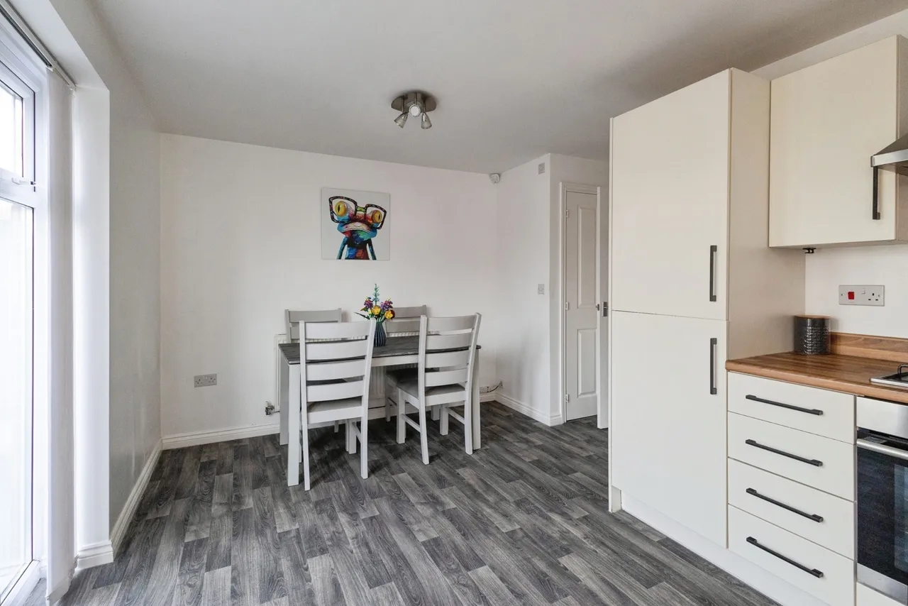 Keel Drive, HYDE, Cheshire, SK14, photo 4
