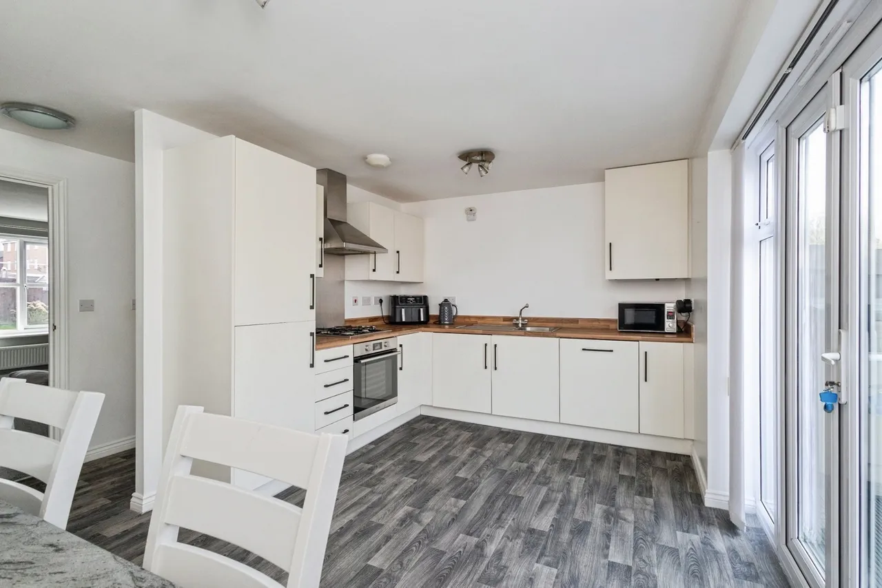 Keel Drive, HYDE, Cheshire, SK14, photo 5