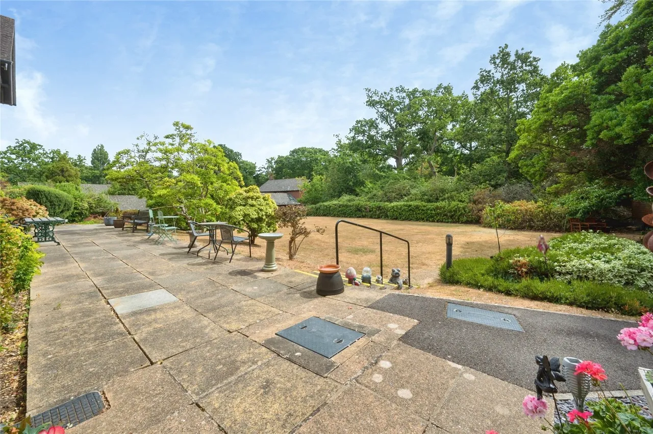 Elizabeth Close, West End, SO30, photo 9