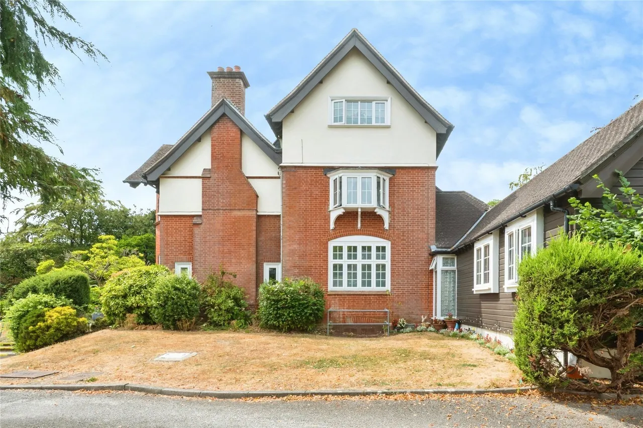 Elizabeth Close, West End, SO30, photo 10