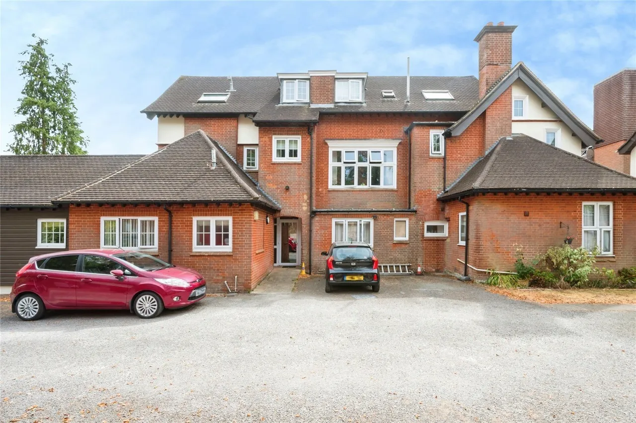 Elizabeth Close, West End, SO30, photo 12