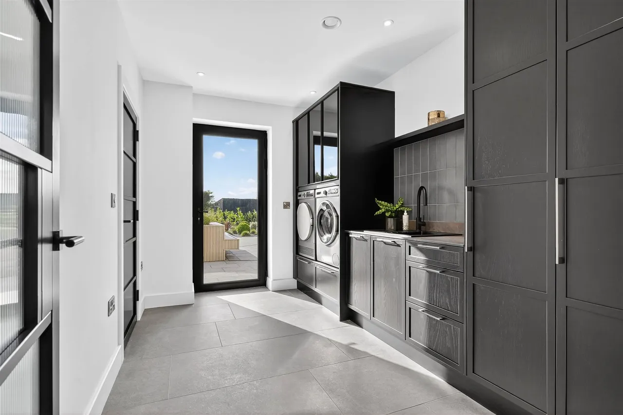 Dows Road, Drumbo, BT8, photo 13