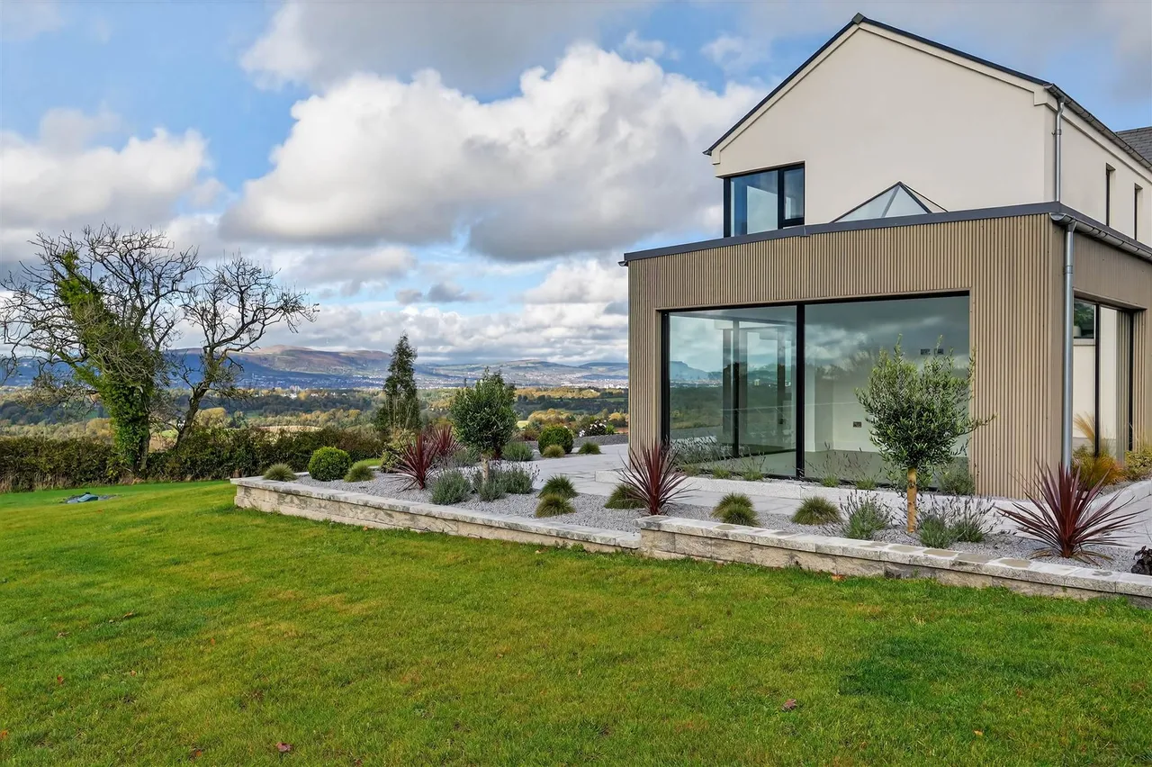 Dows Road, Drumbo, BT8, photo 29