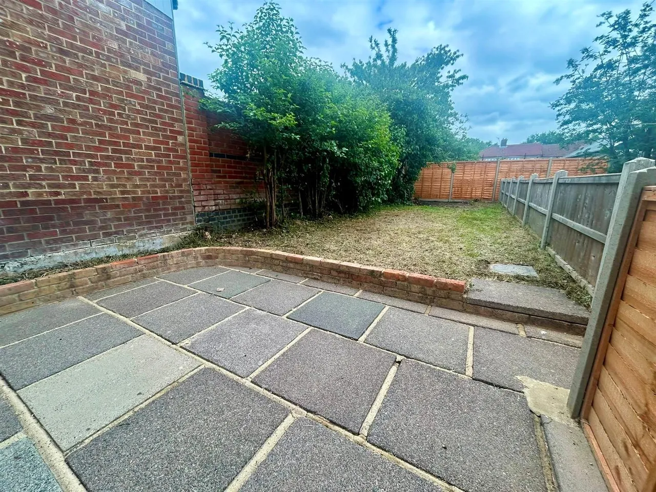 Somerset Gardens, Hornchurch, RM11 3QT, photo 9