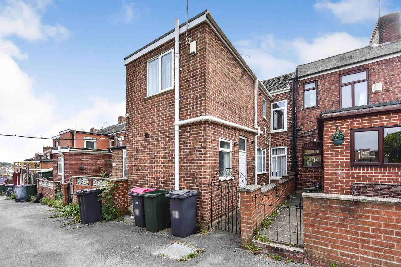 North Street, Rawmarsh, S62, photo 16