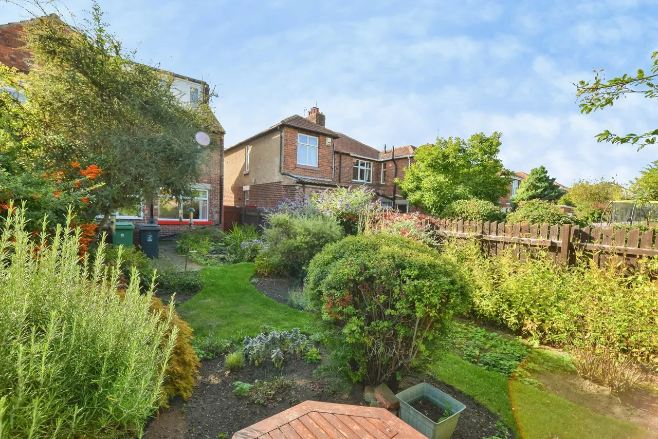 Hutton Avenue, Hartlepool, TS26, photo 24