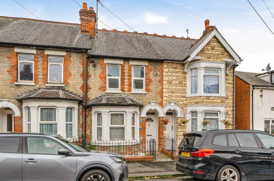 3 bed house for sale, Surrey Road, Reading, RG2