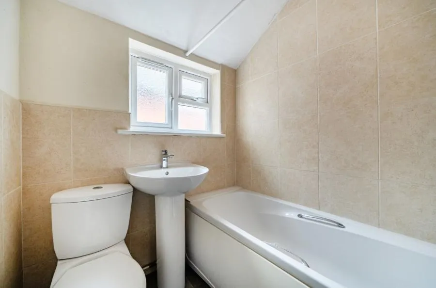 Surrey Road, Reading, RG2, photo 10