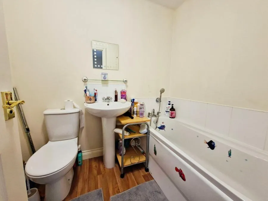 Railway Close, Spalding, PE11, photo 12