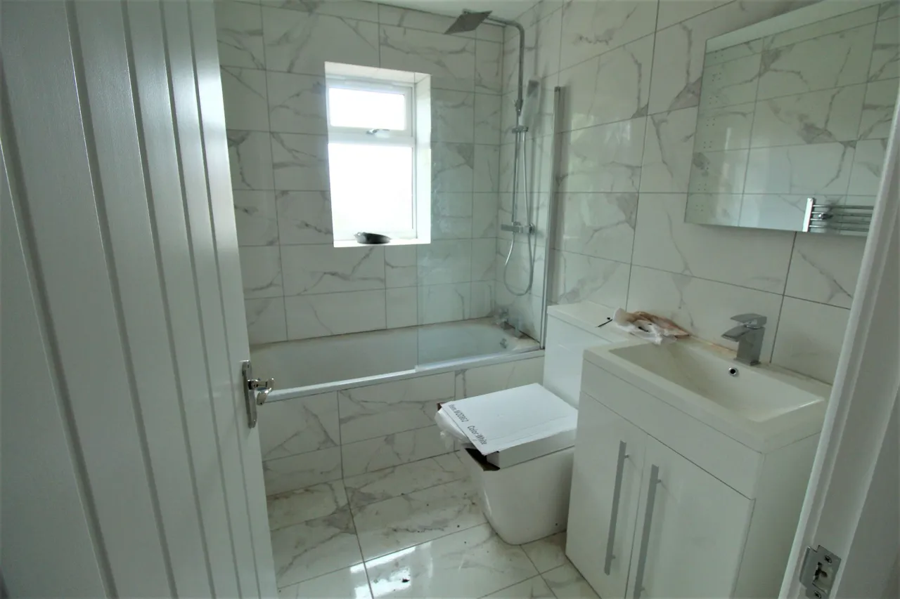 Grays, Essex, RM16 4JR, photo 9