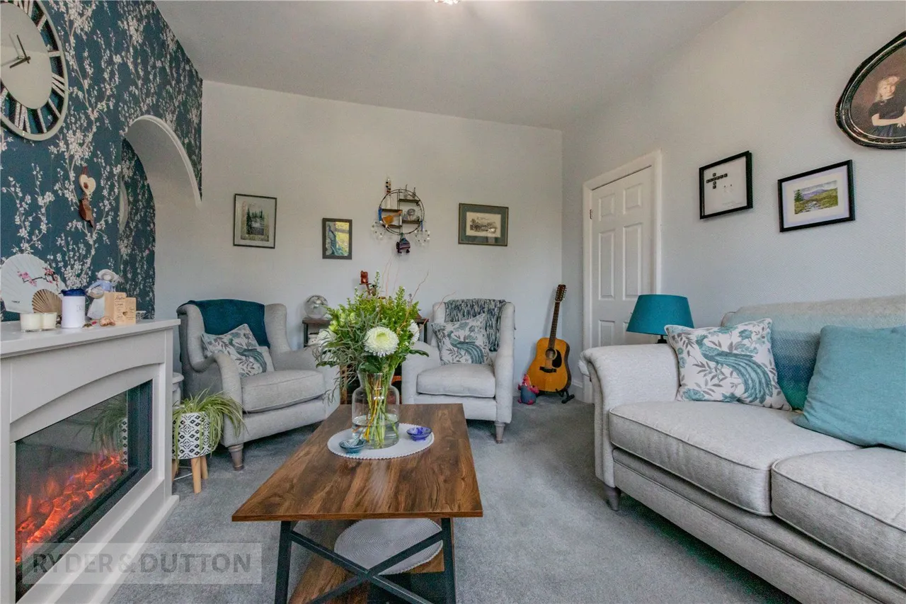 Manchester Road, Slaithwaite, HD7, photo 3