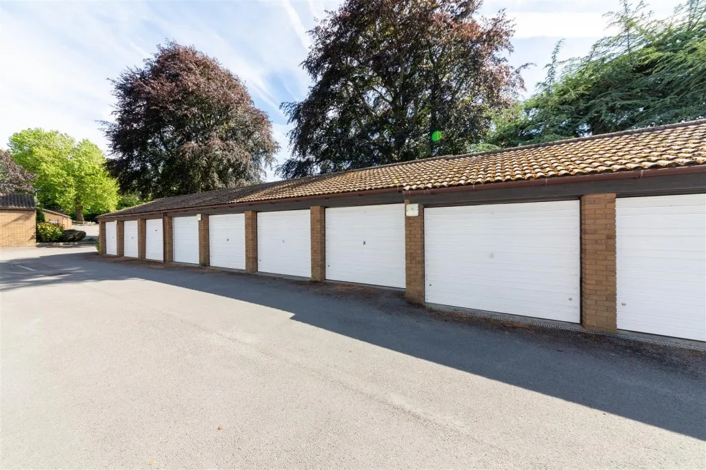 Flat 20, Bishops Court, Knoll Hill, Sneyd Park, Bristol, BS9 1NS, photo 16