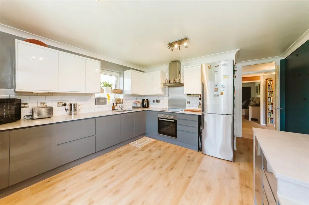 Flat 20, Bishops Court, Knoll Hill, Sneyd Park, Bristol, BS9 1NS, photo 6