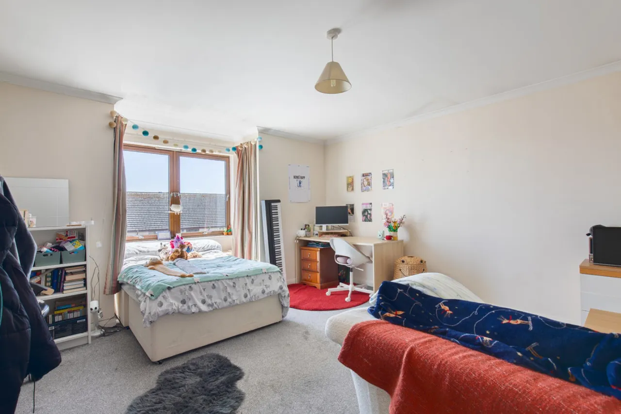 2 bed flat for sale — Links View, Aberdeen