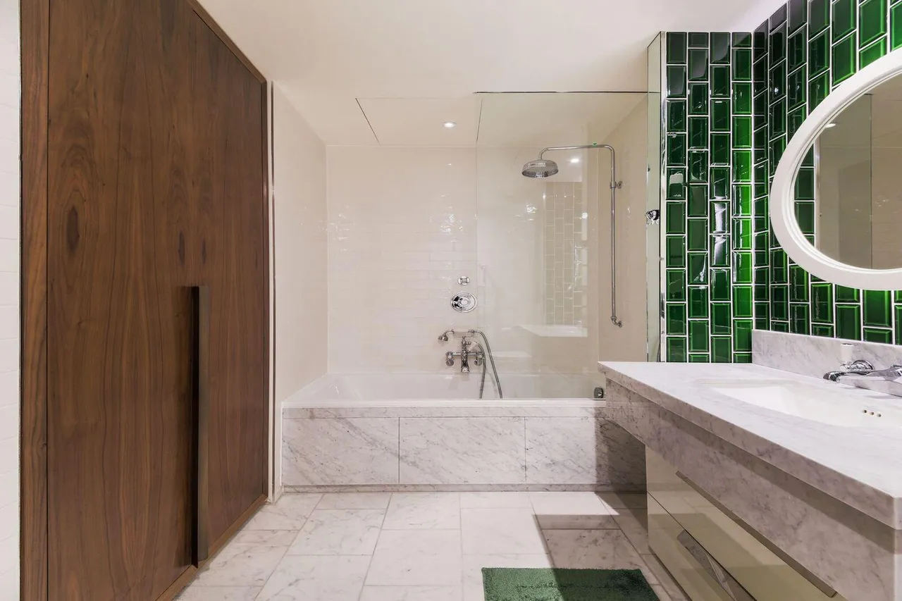 Embassy Gardens, Nine Elms, SW11, photo 11