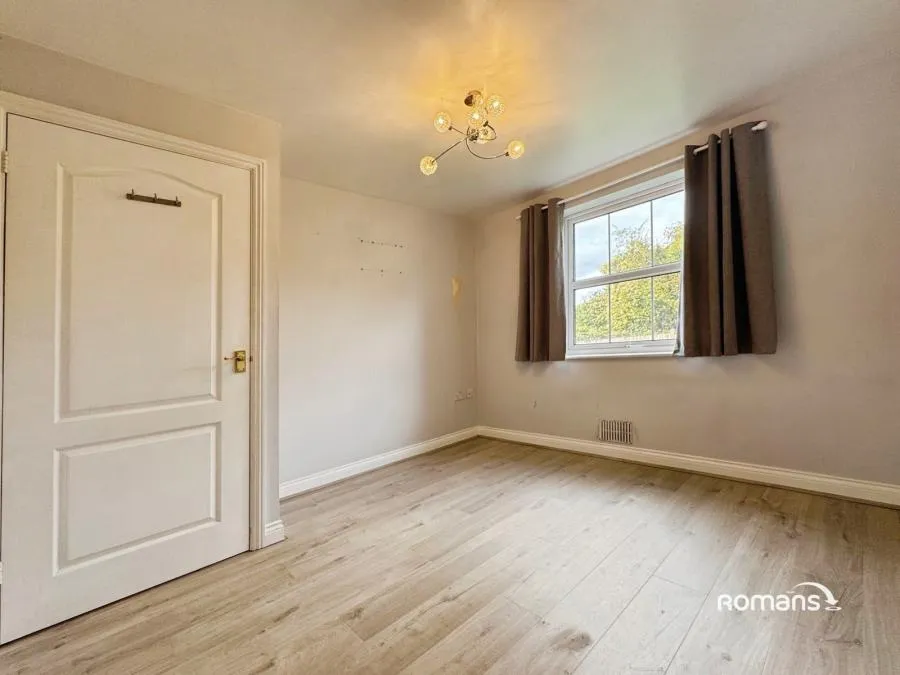 Mansell Court, Whitchurch, RG28, photo 6