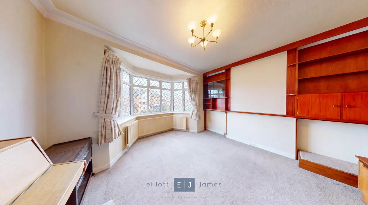 Hilltop, Loughton, photo 5