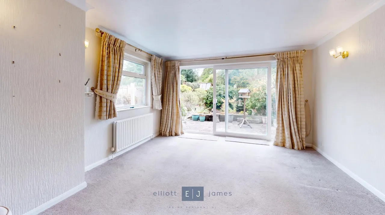 Hilltop, Loughton, photo 9