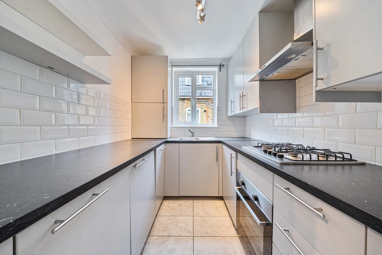 Culverden Road, London, SW12, photo 4