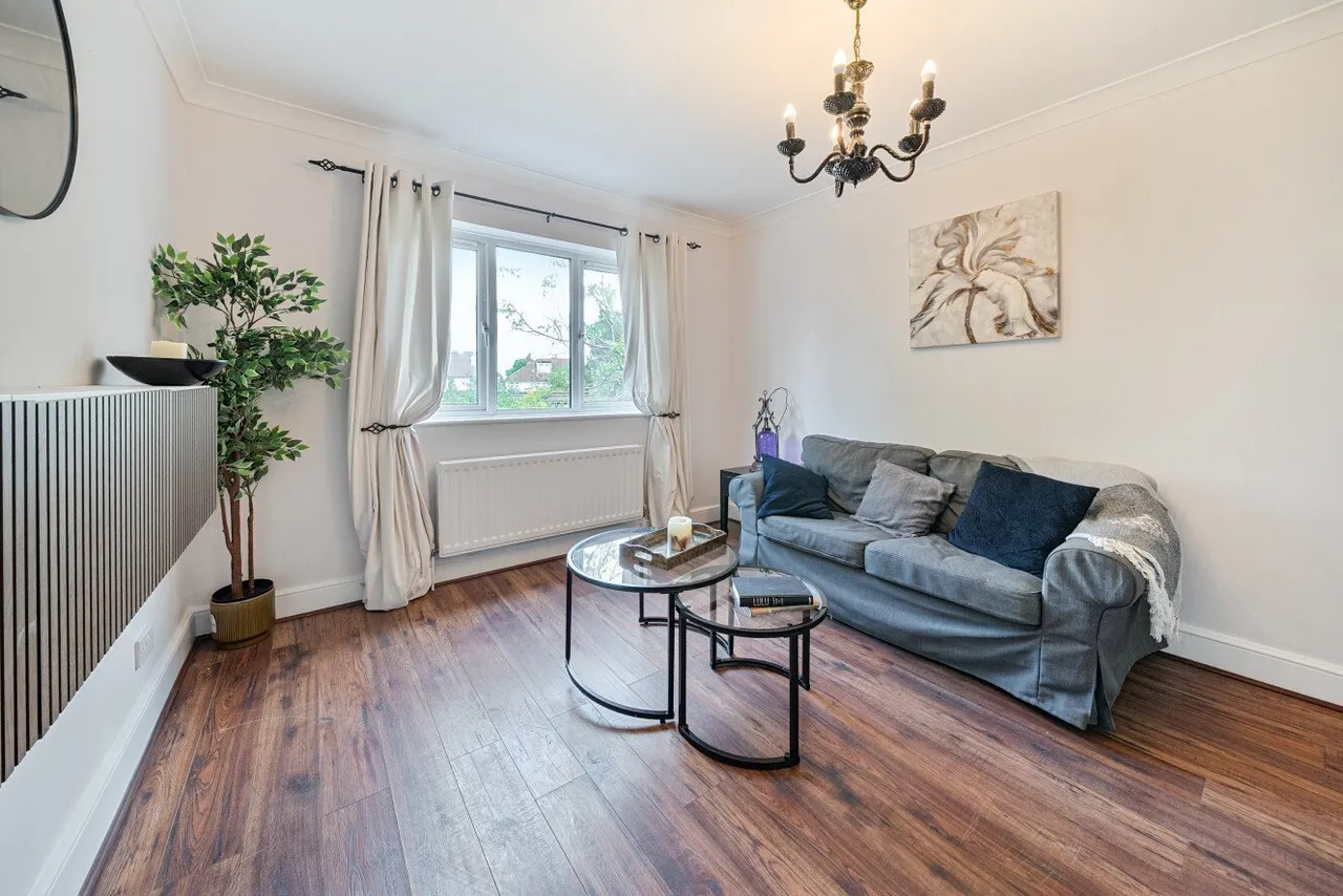 Culverden Road, London, SW12, photo 2