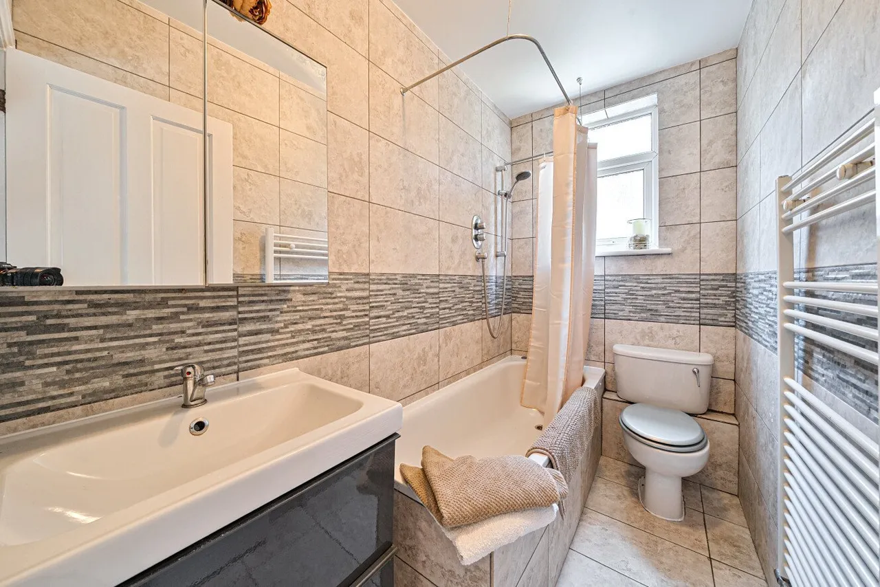 Culverden Road, London, SW12, photo 5