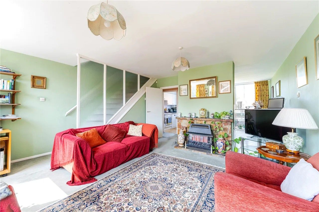 Jillian Close, Hampton, TW12 2NX, photo 4