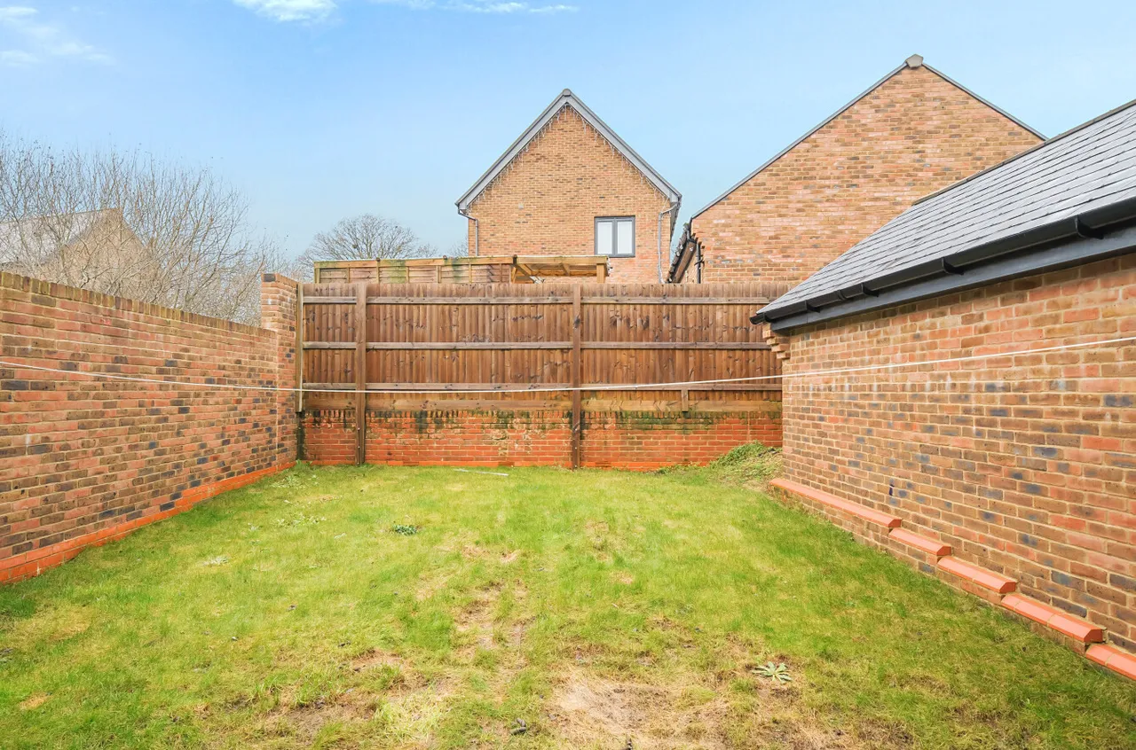 Sandpiper Drive, Whiteley, PO15, photo 14